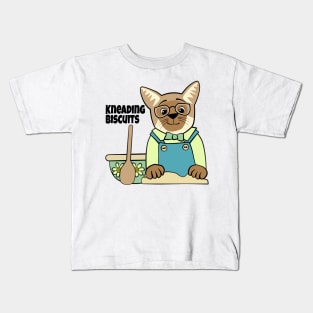 Siamese Cat Kneading Biscuits Kids T-Shirt